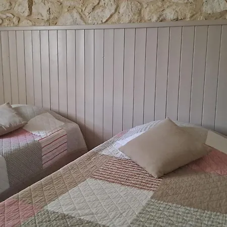 펜션 Du Rouyre La Grange *