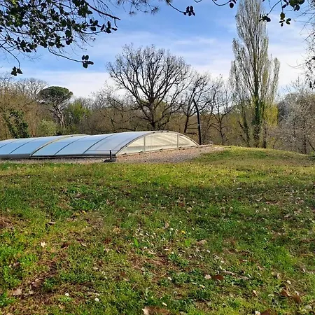 Du Rouyre La Grange 펜션